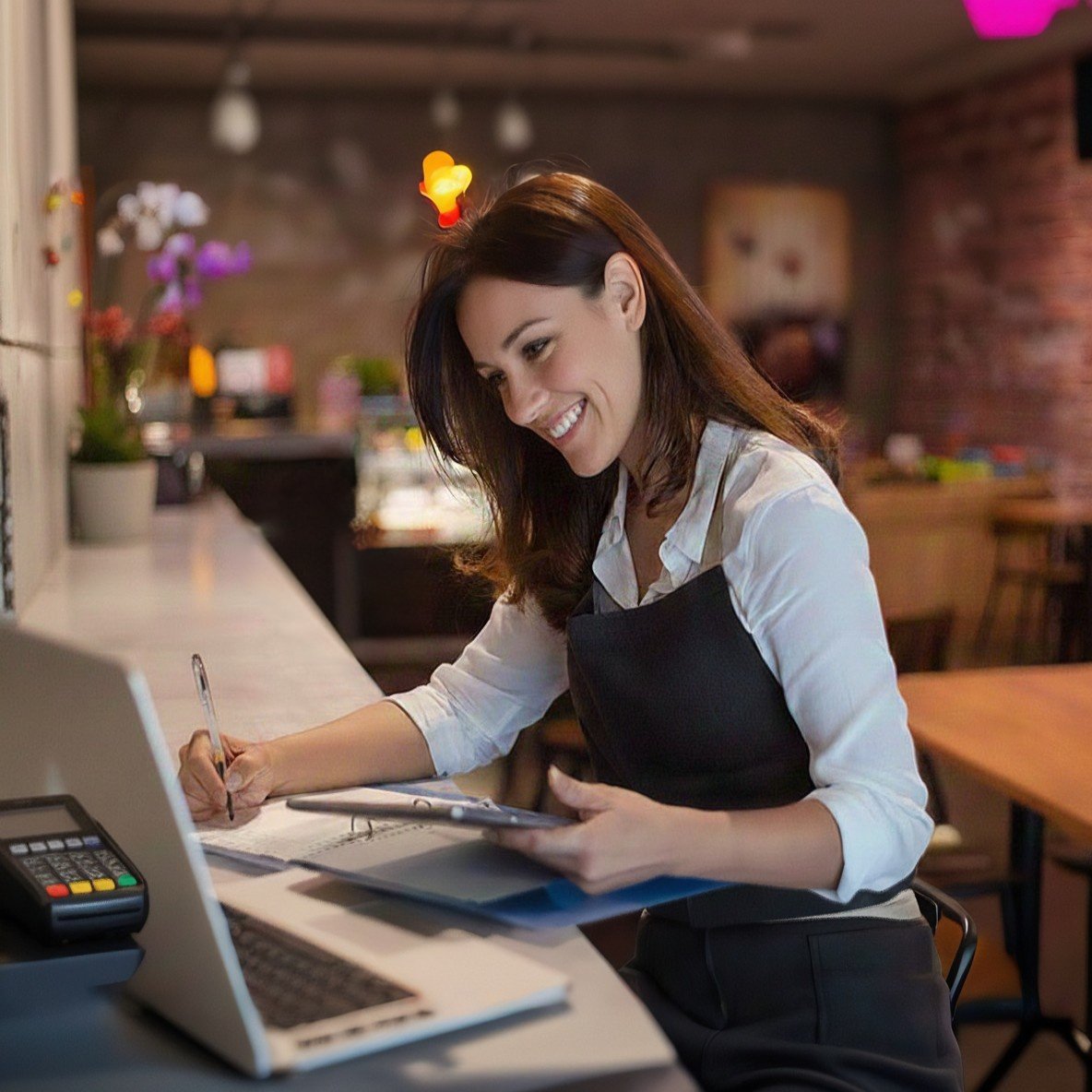 Gemini_Generated_Image_hmhiyuhmhiyuhmhi